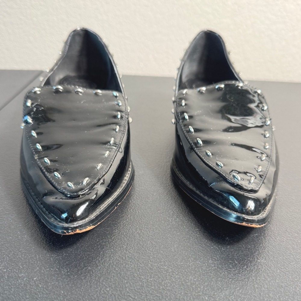 Vince Camuto Bibelle Patent Leather‎ Pointed Toe Studded Loafer Women's Size 8M - Picture 2 of 7